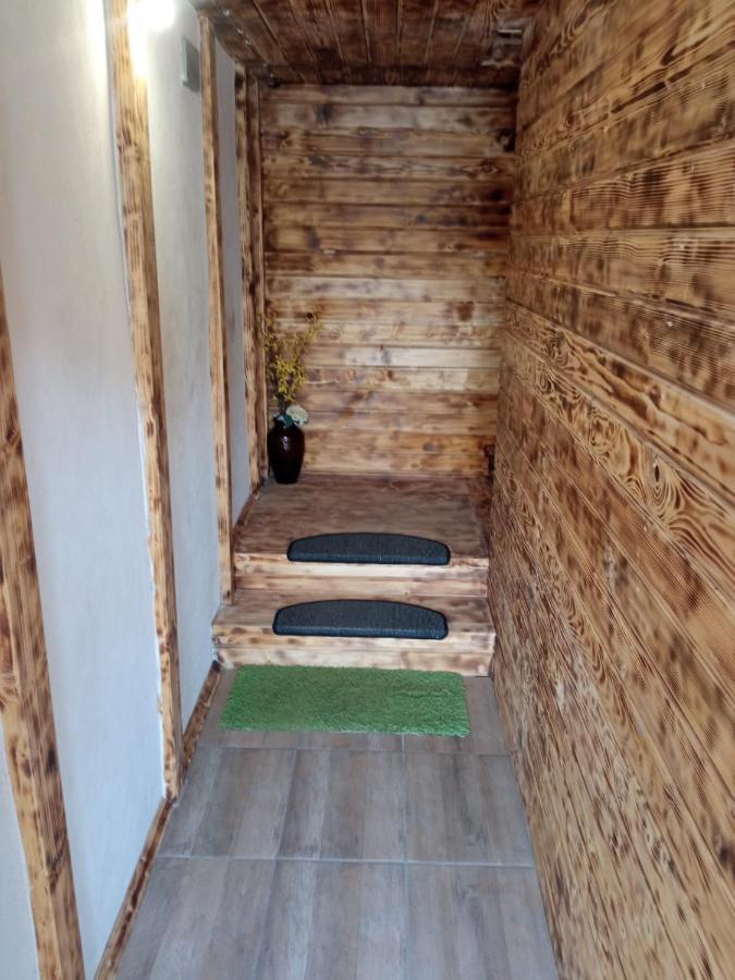 Casa Iuliana 호텔 Subcetate  외부 사진