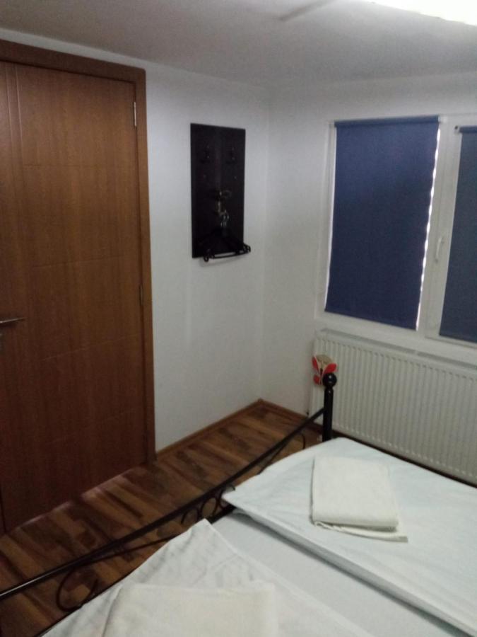 Casa Iuliana 호텔 Subcetate  외부 사진